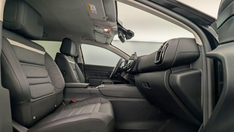 Photo 17 de l'offre de CITROEN C5 Aircross BlueHDi 130 EAT8 Max à 26998€ chez Carlyss automobiles Vitré