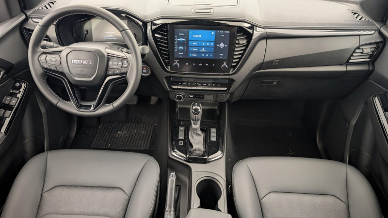 Photo 13 de l'offre de ISUZU D-MAX 1.9 4X4 SPACE CAB N60 NSPORT  AT à 45846€ chez Carlyss automobiles Vitré