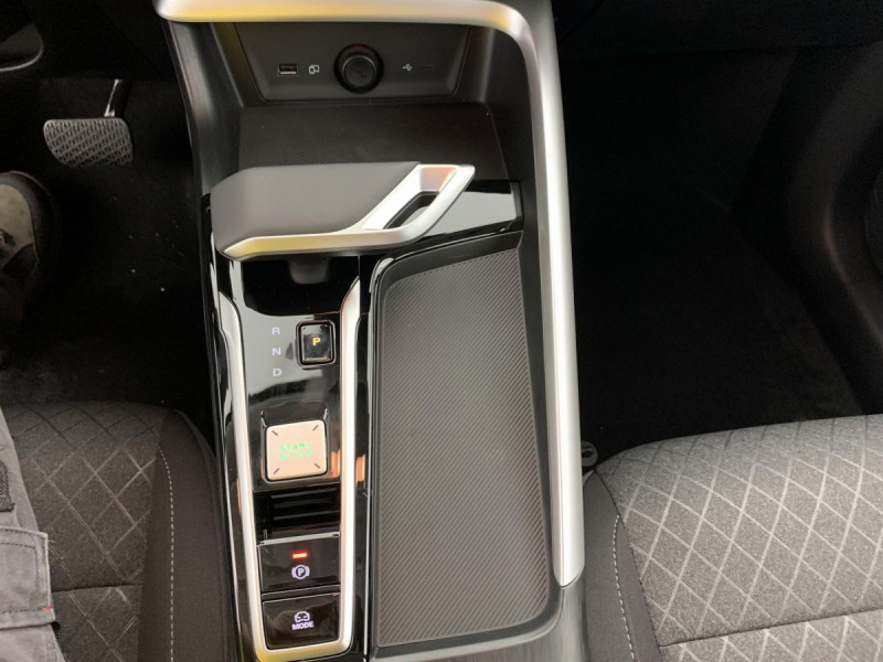 Photo 8 de l'offre de MG Motor ZS 1.5 L Hybrid+ 197 ch Comfort à 21998€ chez Carlyss automobiles Vitré