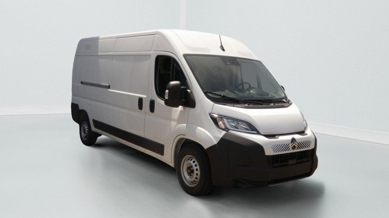 Photo 2 de l'offre de CITROEN Jumper Fourgon TOLE 35 L3H2 180 S&S BVA8 à 32637€ chez Carlyss automobiles Vitré
