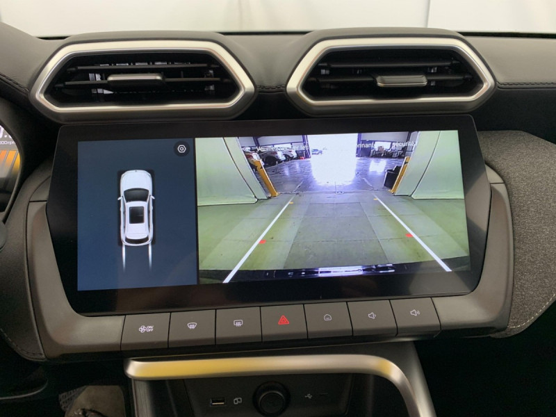 Photo 7 de l'offre de MG Motor ZS 1.5 L Hybrid+ 197 ch Comfort à 21998€ chez Carlyss automobiles Vitré