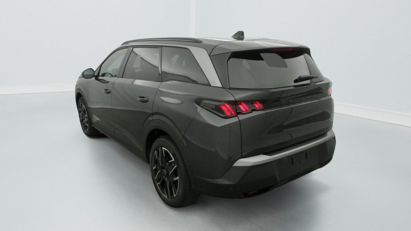 Photo 5 de l'offre de PEUGEOT 5008 Hybrid 145 e-DCS6 Allure à 31998€ chez Carlyss automobiles Vitré