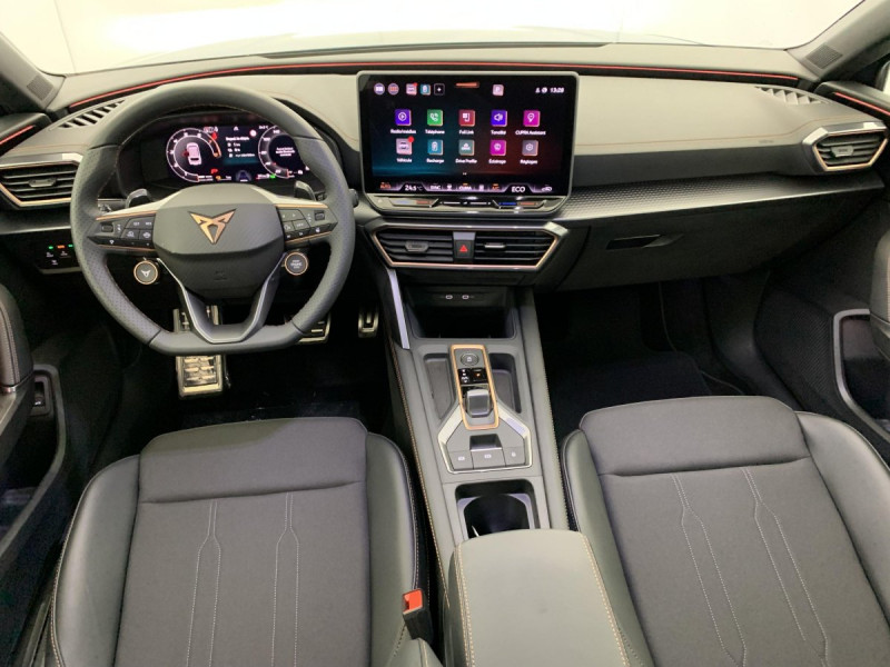 Photo 13 de l'offre de Cupra LEON Sportstourer eHybrid 204 ch DSG6 V à 33498€ chez Carlyss automobiles Vitré