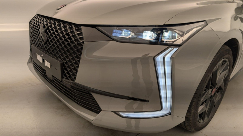 Photo 23 de l'offre de DS DS4 PureTech 130 EAT8 Performance Line+ à 24837€ chez Carlyss automobiles Vitré
