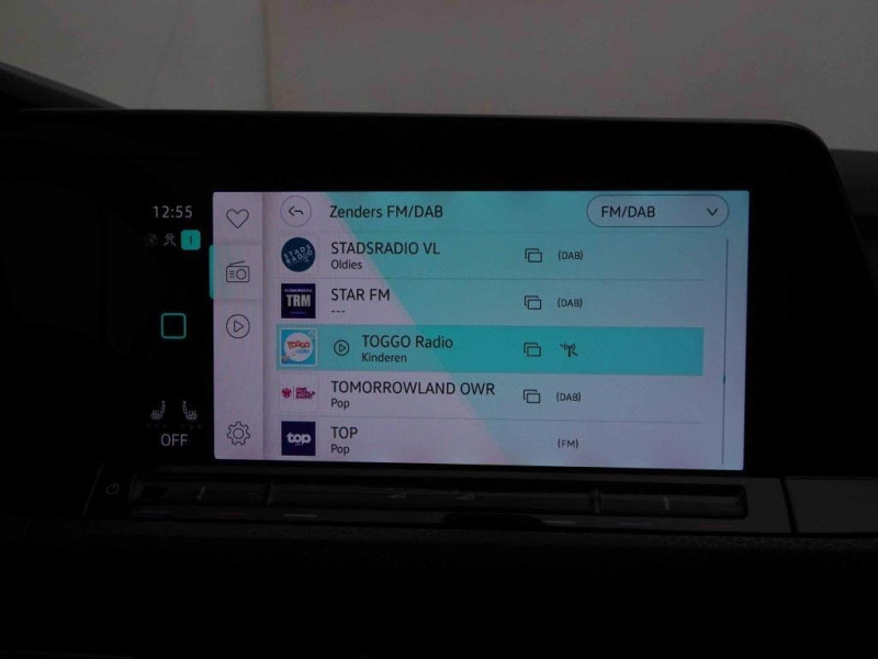 Photo 9 de l'offre de Volkswagen Golf GTD 2.0 Tdi 200 DSG à 42165€ chez Carlyss automobiles Vitré