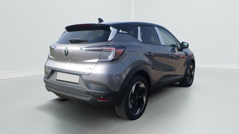 Photo 3 de l'offre de RENAULT CAPTUR Captur E-Tech full hybrid 145 ch Techno à 29998€ chez Carlyss automobiles Vitré
