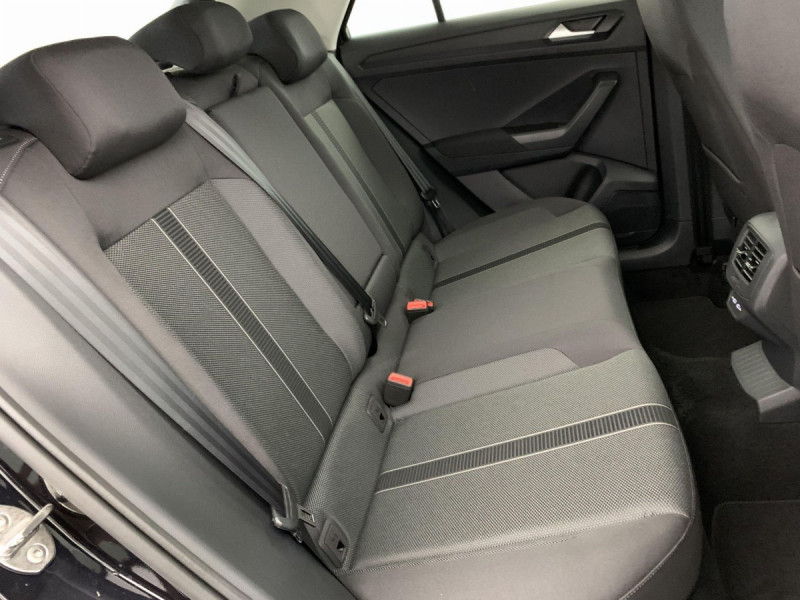 Photo 10 de l'offre de VOLKSWAGEN T-roc 2.0 TDI 150 Start/Stop DSG7 Life Plus à 32598€ chez Carlyss automobiles Vitré