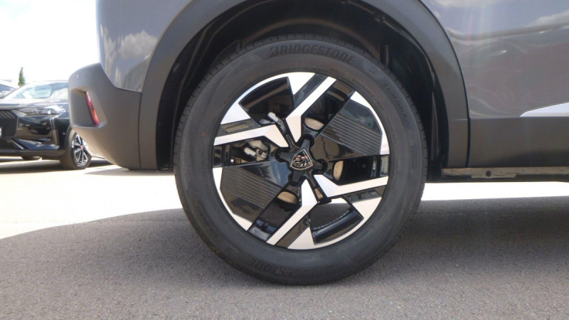Photo 4 de l'offre de PEUGEOT 2008 Hybrid 145 e-DCS6 GT à 28998€ chez Carlyss automobiles Vitré