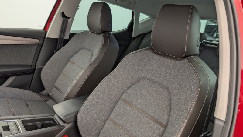 Photo 16 de l'offre de SEAT Leon E-HYBRID 204 CH DSG6 XCELLENCE à 21955€ chez Carlyss automobiles Vitré