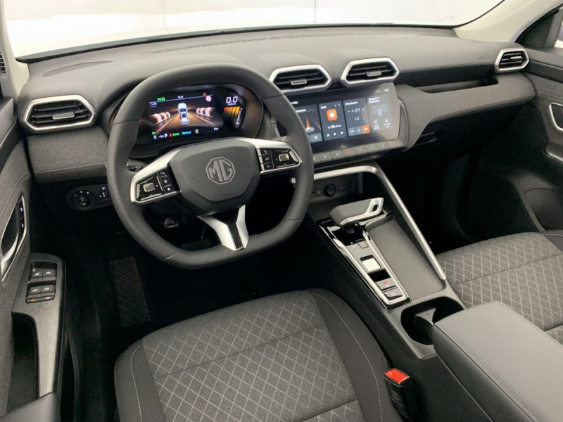 Photo 12 de l'offre de MG Motor ZS 1.5 L Hybrid+ 197 ch Comfort à 21598€ chez Carlyss automobiles Vitré