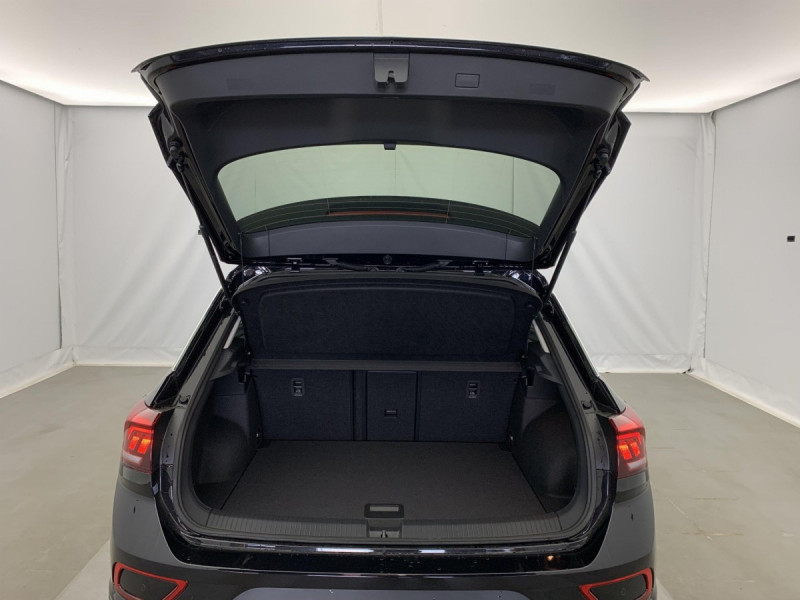 Photo 11 de l'offre de VOLKSWAGEN T-roc 2.0 TDI 150 Start/Stop DSG7 Life Plus à 32598€ chez Carlyss automobiles Vitré