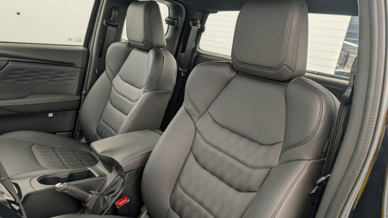 Photo 15 de l'offre de ISUZU D-MAX 1.9 4X4 SPACE CAB N60 NSPORT  AT à 47346€ chez Carlyss automobiles Vitré