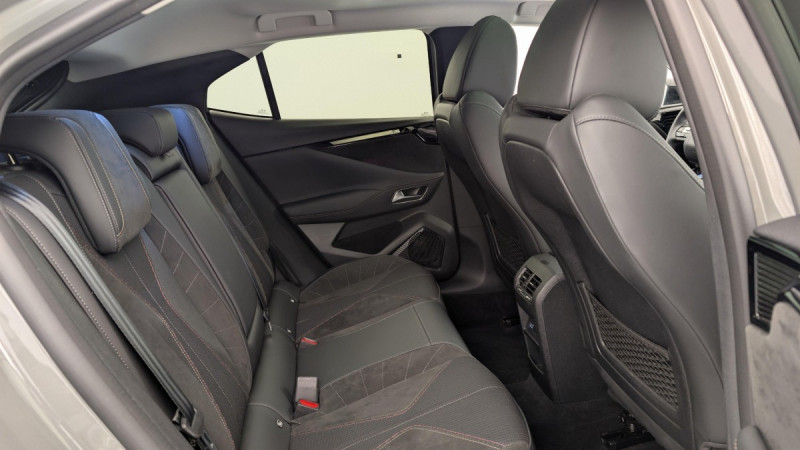 Photo 10 de l'offre de DS DS4 PureTech 130 EAT8 Performance Line+ à 24519€ chez Carlyss automobiles Vitré