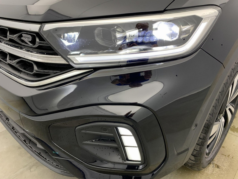 Photo 20 de l'offre de VOLKSWAGEN T-roc 1.5 TSI EVO2 150 Start/Stop DSG7 R-Line Edition à 33998€ chez Carlyss automobiles Vitré