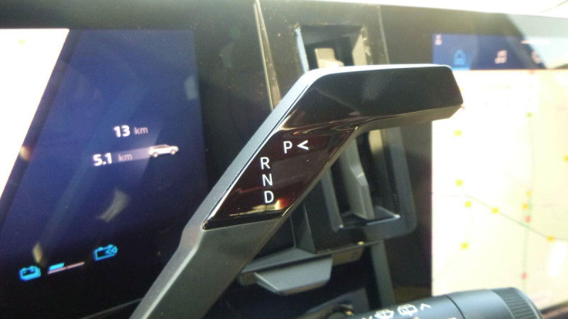 Photo 9 de l'offre de RENAULT ESPACE VI Espace E-Tech full hybrid 200 GSR2 Iconic à 44798€ chez Carlyss automobiles Vitré