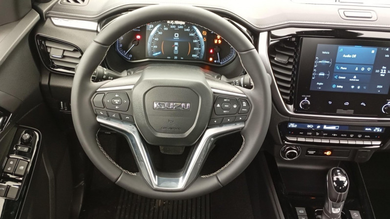Photo 12 de l'offre de ISUZU D-MAX 1.9 4X4 SPACE CAB N60 F+  AT à 43601€ chez Carlyss automobiles Vitré