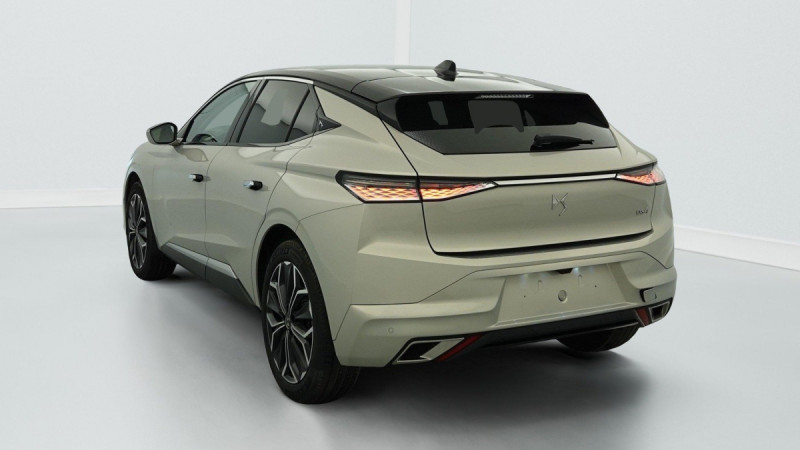 Photo 5 de l'offre de DS DS4 PureTech 130 EAT8 Rivoli à 22244€ chez Carlyss automobiles Vitré