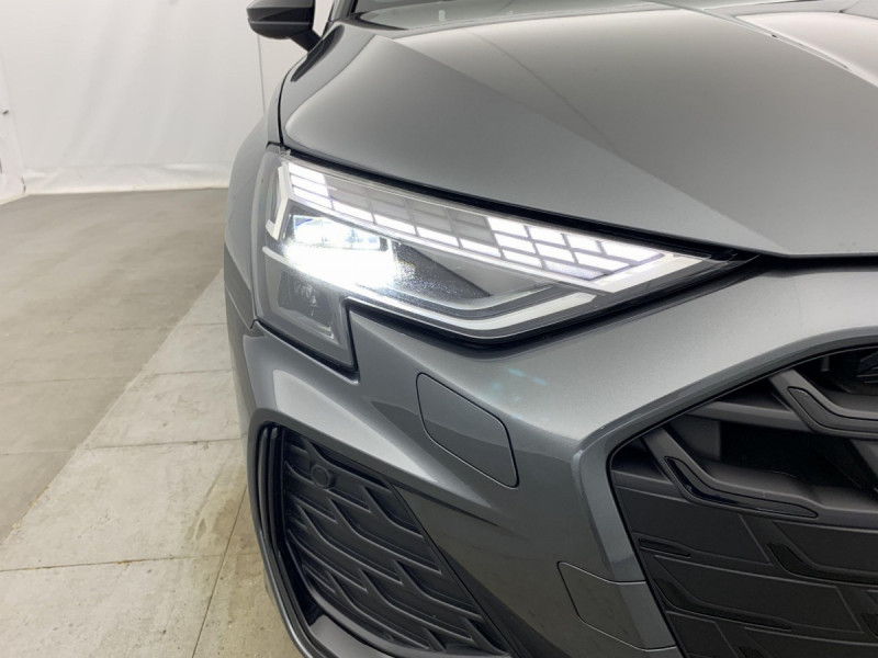 Photo 17 de l'offre de AUDI A3 SPORTBACK NOUVELLE 45 TFSI E HYBRIDE RECHARGEABLE 272 S TRONIC 6 S LINE à 43998€ chez Carlyss automobiles Vitré