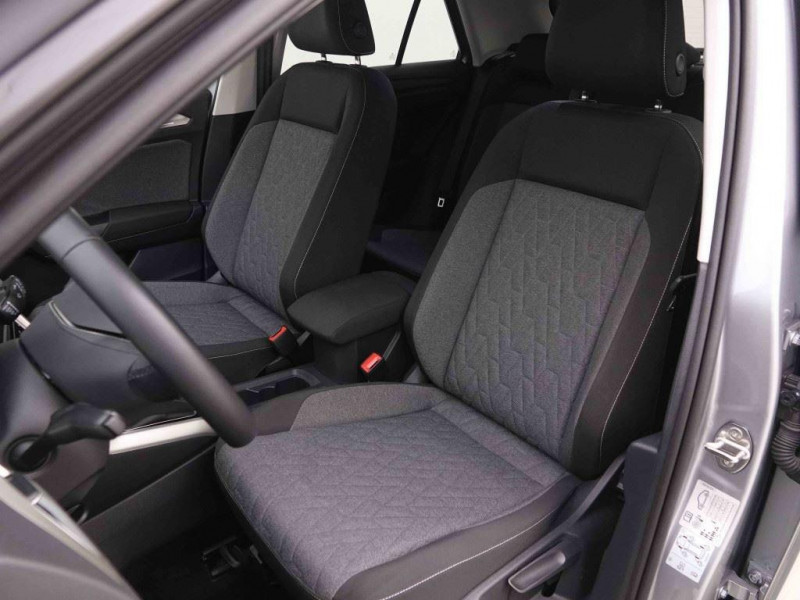 Photo 7 de l'offre de VOLKSWAGEN T-roc 1.0 TSi 115 Edition 2-Tone à 26198€ chez Carlyss automobiles Vitré