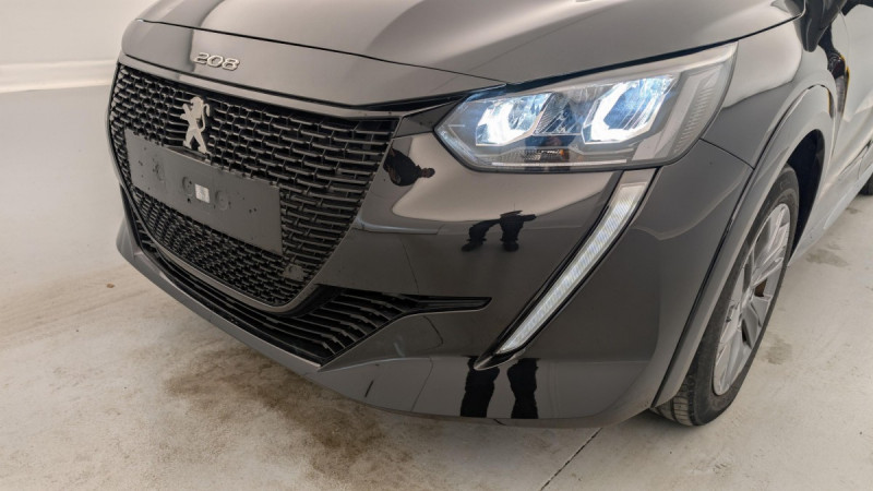 Photo 21 de l'offre de PEUGEOT 208 ELECTRIQUE 50 KWH 136CH STYLE à 17660€ chez Carlyss automobiles Vitré
