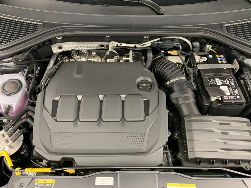 Photo 15 de l'offre de VOLKSWAGEN T-roc 2.0 TDI 150 Start/Stop DSG7 R-Line Edition à 37498€ chez Carlyss automobiles Vitré