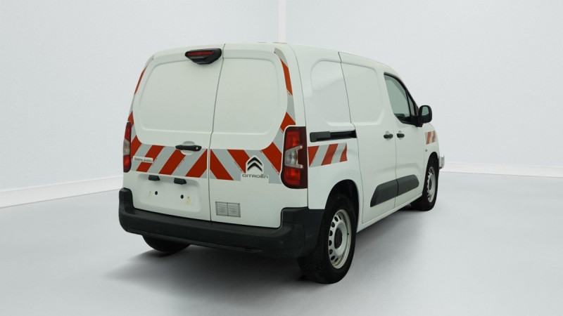 Photo 7 de l'offre de CITROEN BERLINGO VAN M 650 BLUEHDI 100 S&S BVM5 CLUB à 12777€ chez Carlyss automobiles Vitré