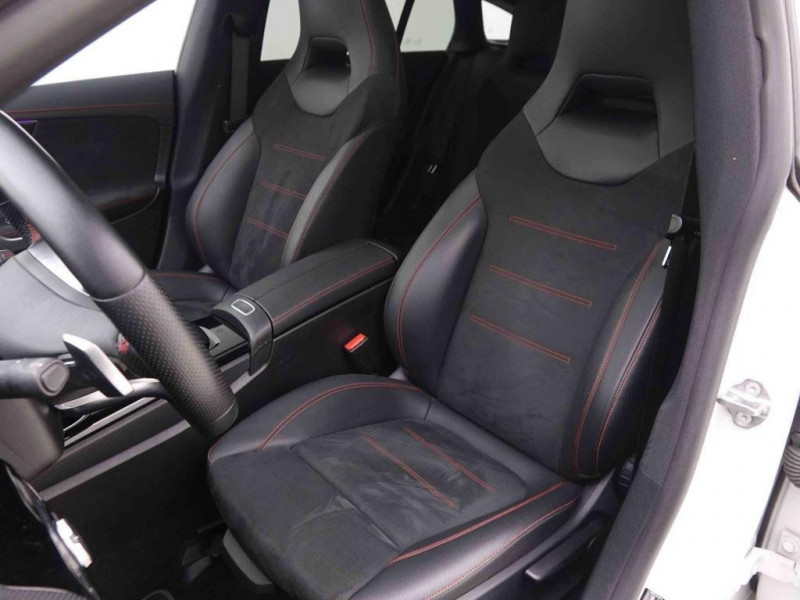 Photo 5 de l'offre de MERCEDES-BENZ CLA 200 163 DCT Shooting Brake AMG-Line à 37129€ chez Carlyss automobiles Vitré