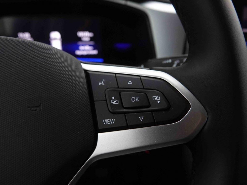 Photo 13 de l'offre de VOLKSWAGEN T-roc 1.0 TSi 115 Life à 27698€ chez Carlyss automobiles Vitré