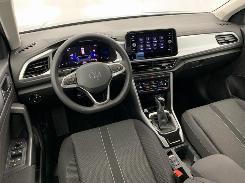 Photo 14 de l'offre de VOLKSWAGEN T-roc 2.0 TDI 150 Start/Stop DSG7 Life Plus à 32598€ chez Carlyss automobiles Vitré