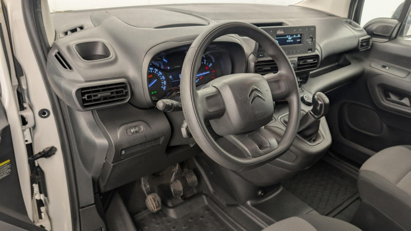 Photo 12 de l'offre de CITROEN BERLINGO VAN M 650 BLUEHDI 100 S&S CLUB à 13287€ chez Carlyss automobiles Vitré