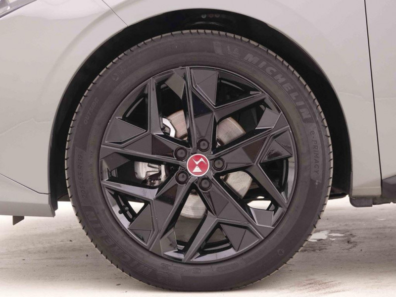 Photo 12 de l'offre de DS DS4 1.2 T 130 EAT8 Performance Line à 26205€ chez Carlyss automobiles Vitré