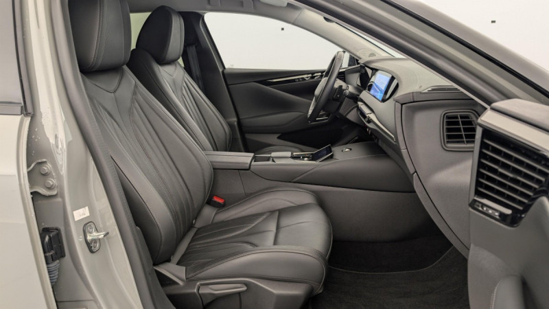 Photo 9 de l'offre de DS DS4 PureTech 130 EAT8 Rivoli à 23438€ chez Carlyss automobiles Vitré