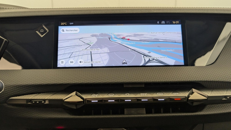 Photo 19 de l'offre de DS DS4 PureTech 130 EAT8 Rivoli à 24972€ chez Carlyss automobiles Vitré