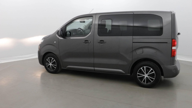 Photo 16 de l'offre de CITROEN Jumpy Combi Jumpy XS BlueHDi 120 S&S BVM6 Confort à 26898€ chez Carlyss automobiles Vitré