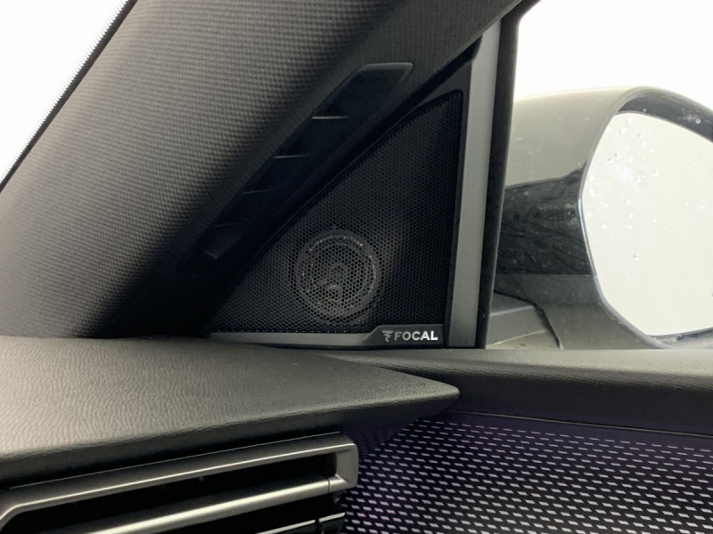 Photo 19 de l'offre de PEUGEOT 3008 Hybrid 145 e-DCS6 GT à 33998€ chez Carlyss automobiles Vitré