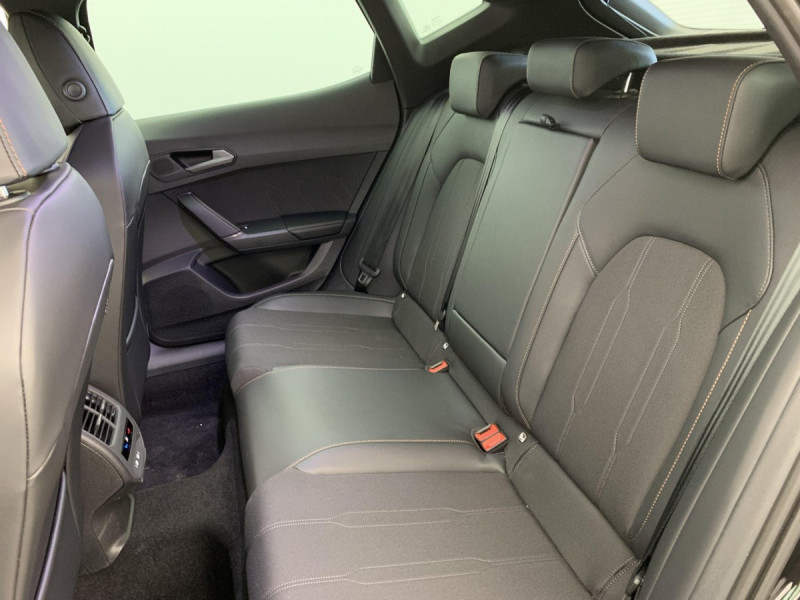 Photo 19 de l'offre de Cupra FORMENTOR NOUVEAU 1.5 ETSI HYBRID 150 CH DSG7 V à 34598€ chez Carlyss automobiles Vitré