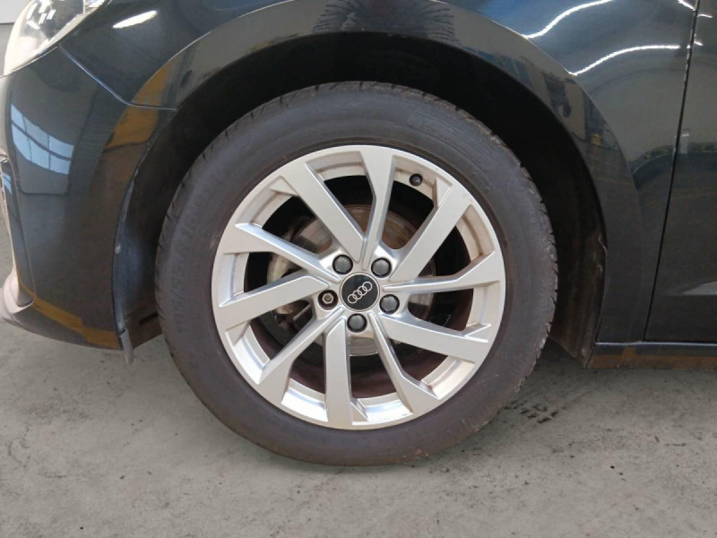 Photo 10 de l'offre de AUDI A1 Sportback A1 Sportback 25 TFSI 95 ch BVM5 Design à 17798€ chez Carlyss automobiles Vitré