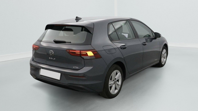Photo 3 de l'offre de VOLKSWAGEN GOLF Golf 1.0 eTSI OPF 110 DSG7 Life à 26608€ chez Carlyss automobiles Vitré