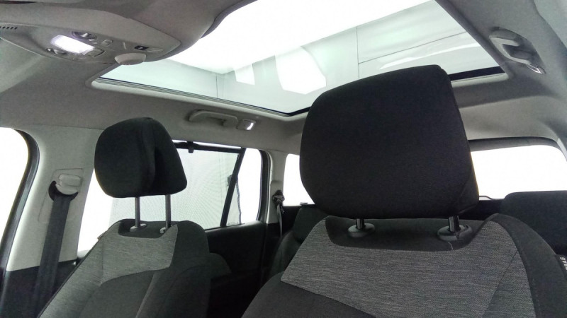 Photo 8 de l'offre de CITROEN Grand C4 Spacetourer Grand C4 Spacetourer PureTech 130 S&S EAT8 Feel à 17398€ chez Carlyss automobiles Vitré