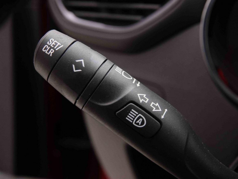 Photo 14 de l'offre de OPEL Crossland 1.2 Turbo 110 ch Elegance à 18898€ chez Carlyss automobiles Vitré