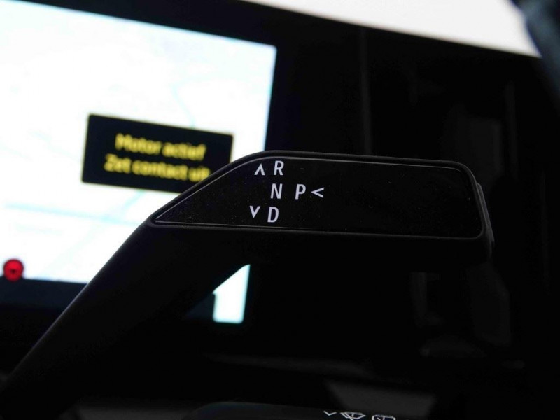 Photo 15 de l'offre de RENAULT Mégane 40 kWh E-TECH R130 Boost Charge à 24718€ chez Carlyss automobiles Vitré