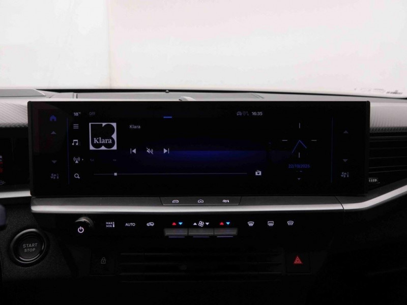 Photo 6 de l'offre de OPEL Grandland 1.2 T Hybrid 145 GS à 35898€ chez Carlyss automobiles Vitré