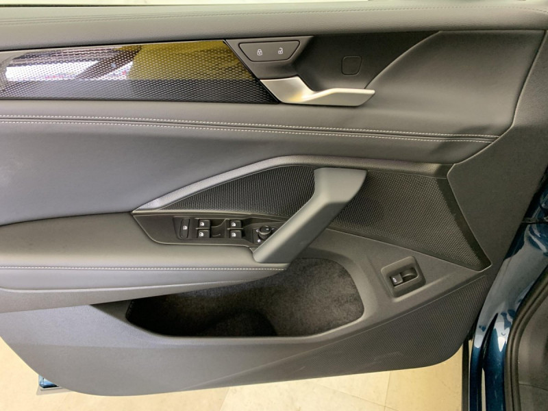 Photo 19 de l'offre de VOLKSWAGEN TIGUAN NOUVEAU 1.5 eTSI 150CV DSG7 LIFE PLUS à 37998€ chez Carlyss automobiles Vitré