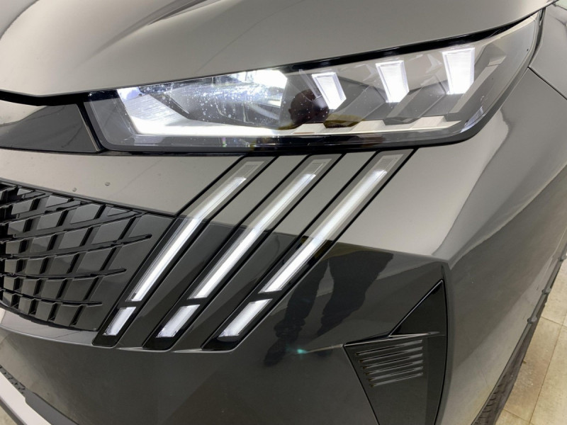 Photo 24 de l'offre de PEUGEOT 3008 Hybrid 145 e-DCS6 GT à 32958€ chez Carlyss automobiles Vitré