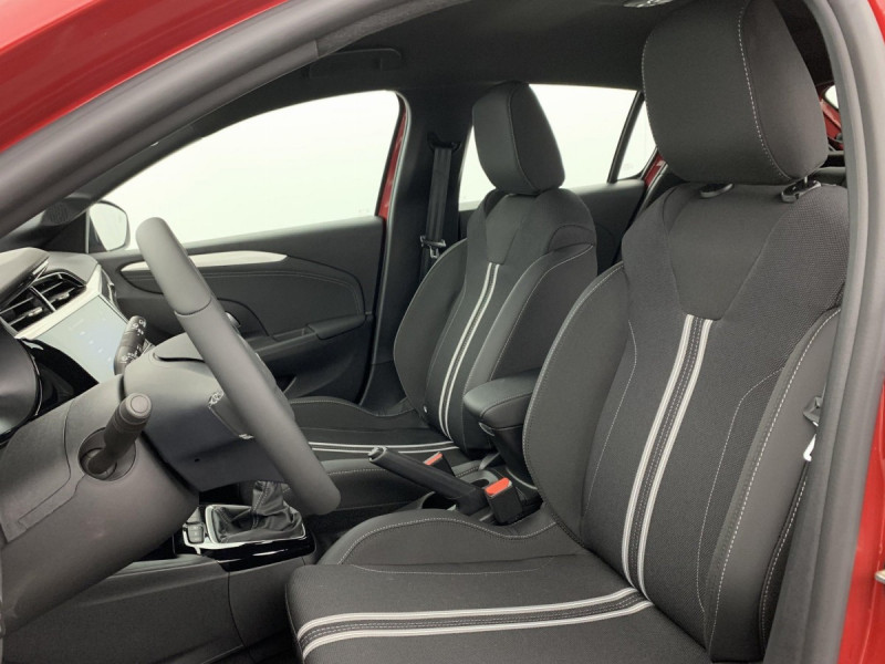 Photo 15 de l'offre de OPEL Corsa 1.2 Turbo 100 ch BVM6 GS à 16958€ chez Carlyss automobiles Vitré