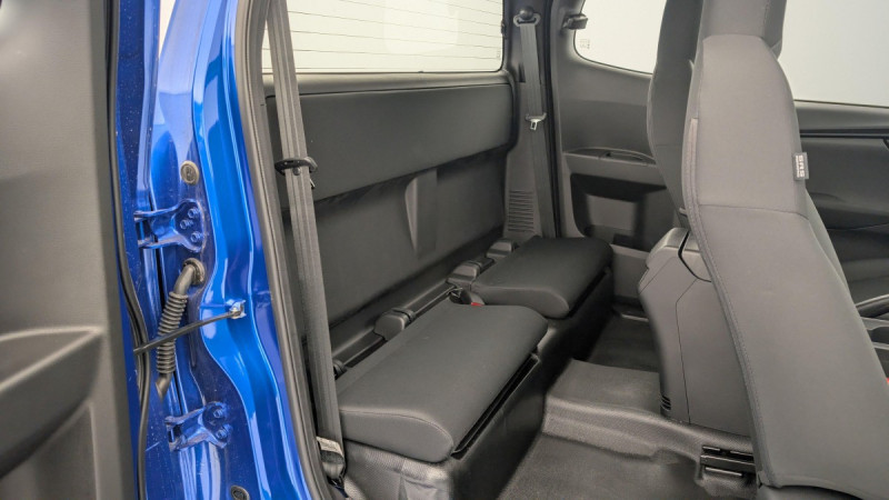 Photo 10 de l'offre de ISUZU D-MAX 1.9 4X4 SPACE CAB N60 B+ AT à 37186€ chez Carlyss automobiles Vitré