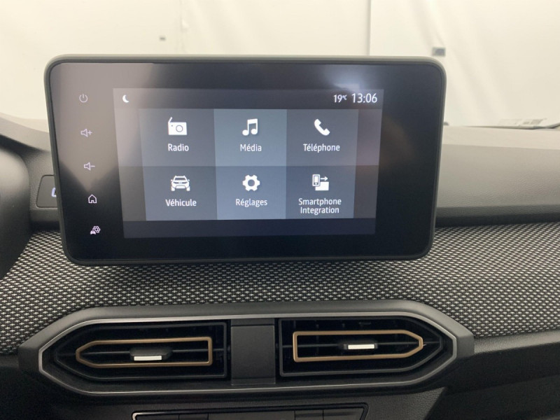 Photo 16 de l'offre de DACIA Sandero TCe 90 GSR2 Stepway Expression à 16798€ chez Carlyss automobiles Vitré