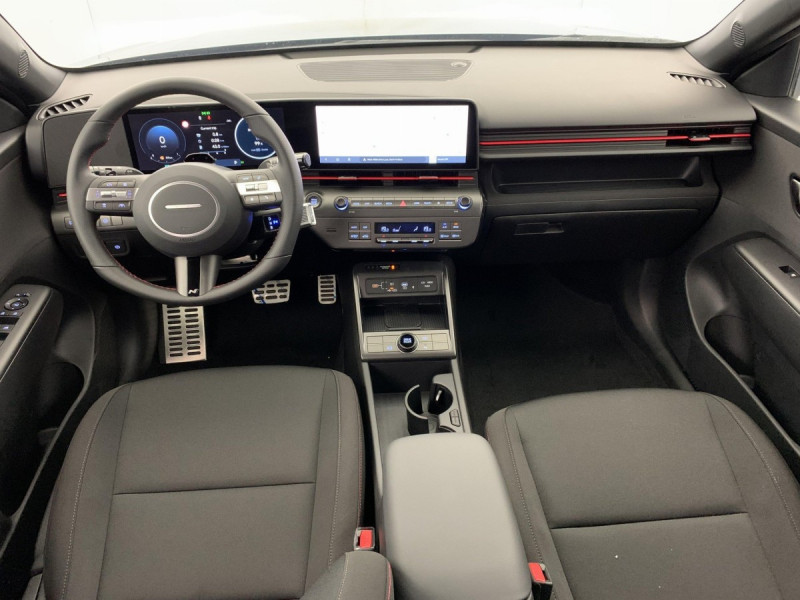 Photo 13 de l'offre de HYUNDAI KONA HYBRID 129 CREATIVE N Line à 28518€ chez Carlyss automobiles Vitré