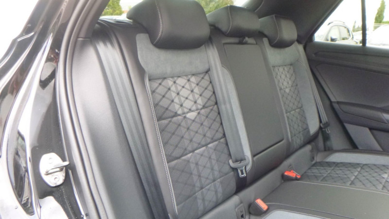 Photo 18 de l'offre de VOLKSWAGEN T-roc T-Roc 2.0 TDI 150 Start/Stop DSG7 R-Line Edition à 39398€ chez Carlyss automobiles Vitré