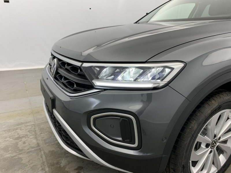 Photo 21 de l'offre de VOLKSWAGEN T-roc 2.0 TDI 150 Start/Stop DSG7 Life Plus à 32558€ chez Carlyss automobiles Vitré